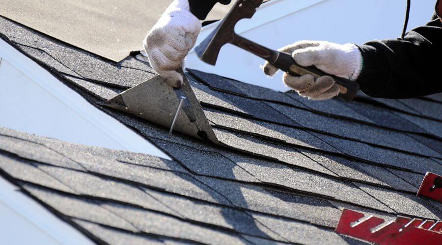 Expert flood damage restoration services in Howard, KS